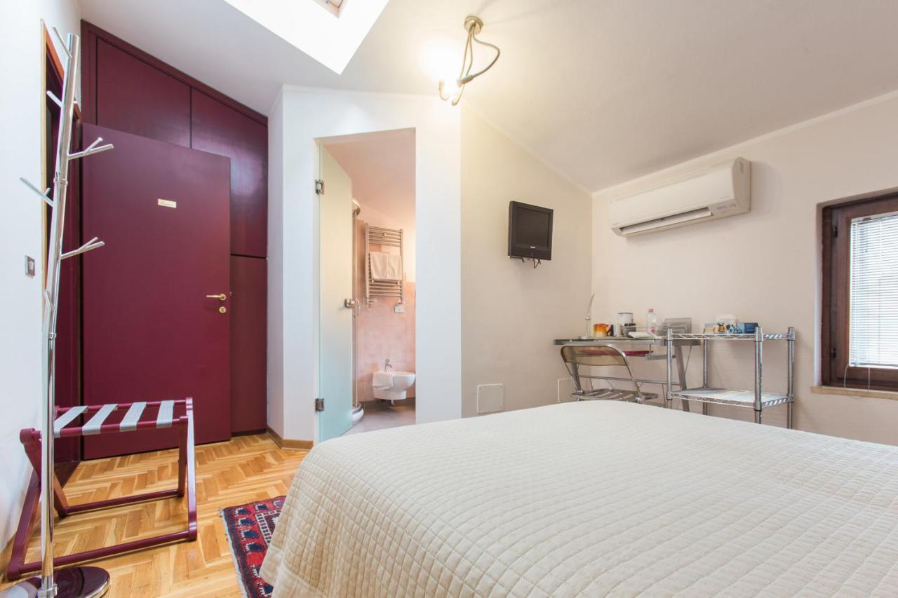 Cipriani Apartment เวโรนา ภายนอก รูปภาพ