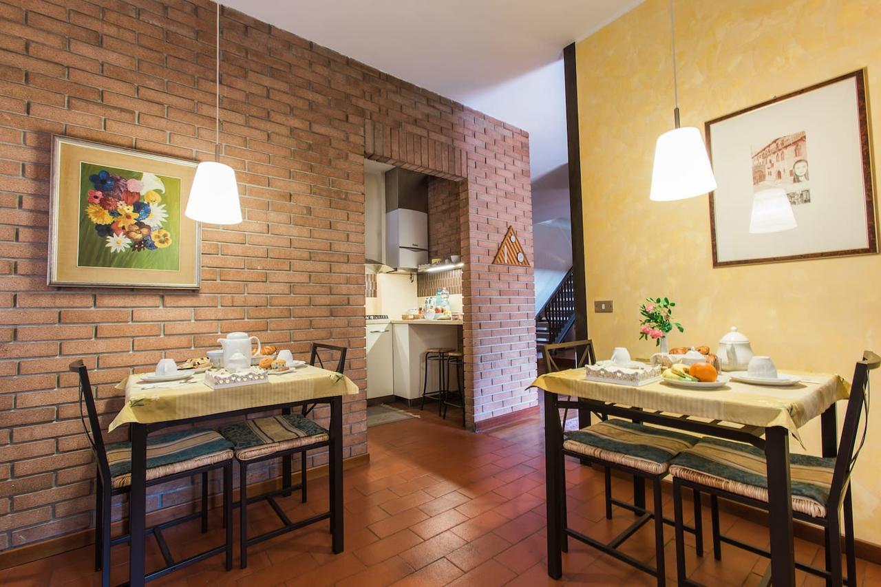 Cipriani Apartment เวโรนา ภายนอก รูปภาพ